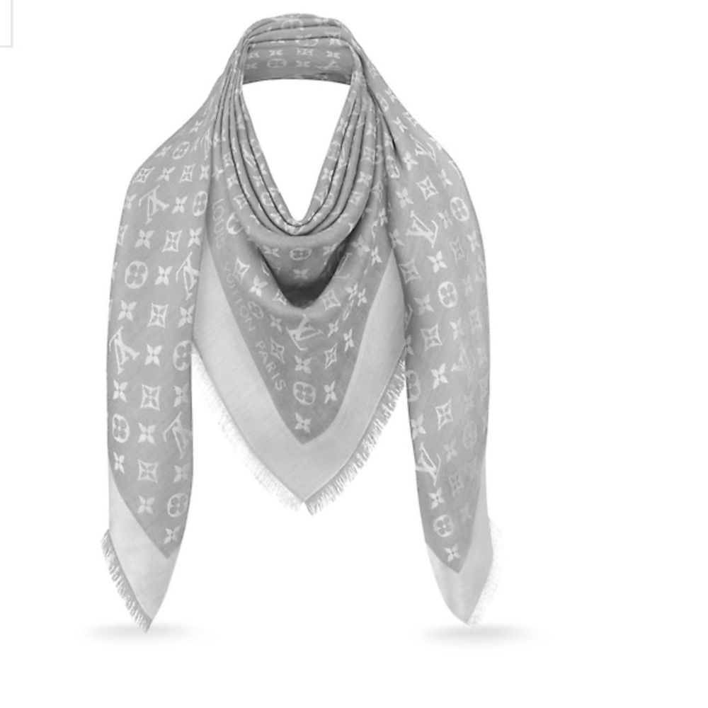 Authentic Louis Vuitton Shawl